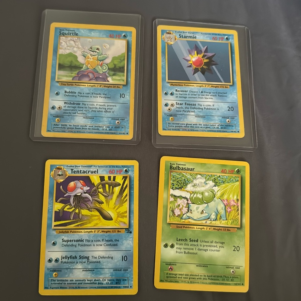 1999 Pokémon cards lot of 4